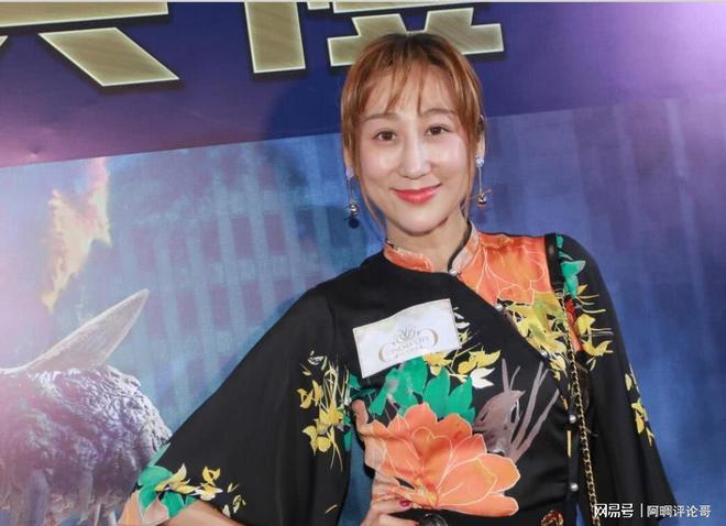 夫5年剖4胎如今她的下场怪不了别人开元棋牌试玩生孩子上瘾？蒋丽莎为丈(图8)